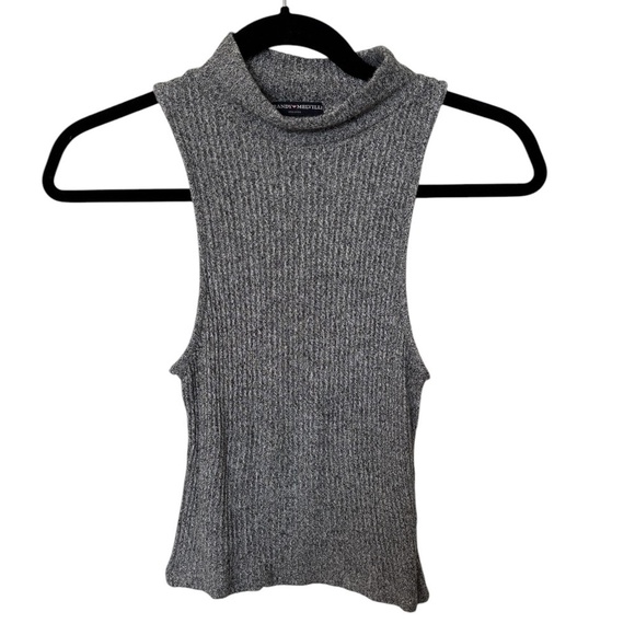 Brandy Melville Tank Top Size One Size - Picture 1 of 5